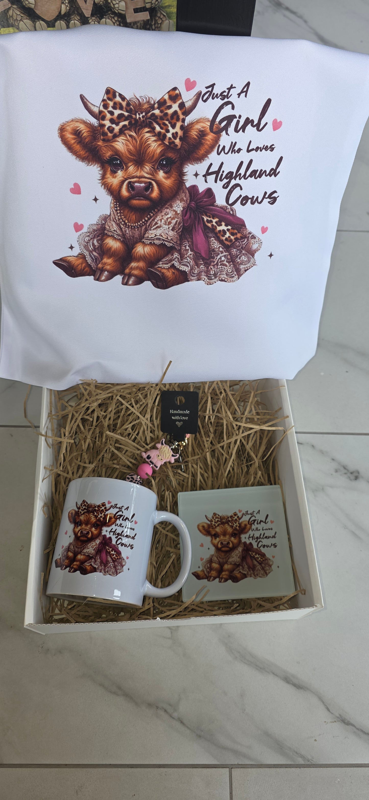 Just a girl who loves Highland Cow Gift Box – Mug, Tote Bag, Coaster & Keyring Set