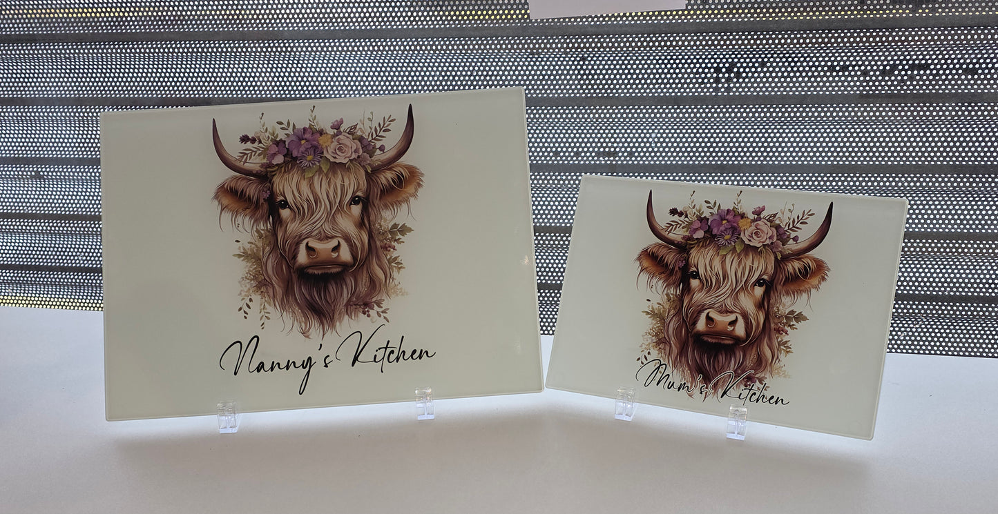 Personalised Highland Cow Glass Cutting Board – Floral Cow Design